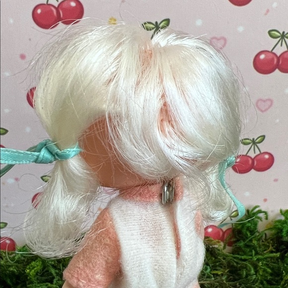 VTG Strawberry Shortcake 🍓 Apricot doll with her pet bunny, Hopsalot 70s - Picture 9 of 17